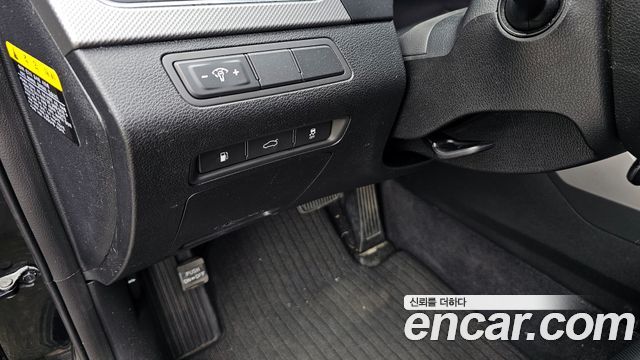 Hyundai Sonata 2016 — photo 19