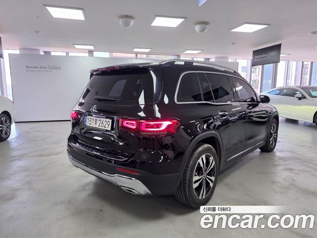 Mercedes-Benz GLB-Class 2020 — photo 2