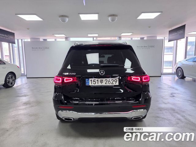 Mercedes-Benz GLB-Class 2020 — photo 4