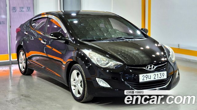 Hyundai AVANTE 2013 — photo 3