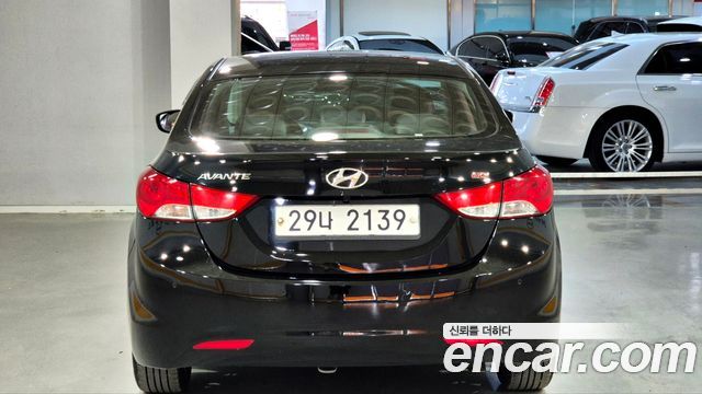 Hyundai AVANTE 2013 — photo 5