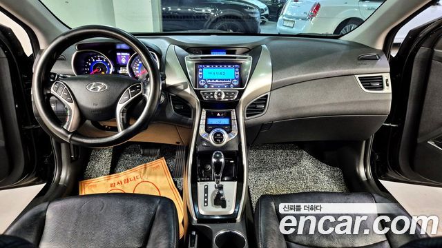 Hyundai AVANTE 2013 — photo 7
