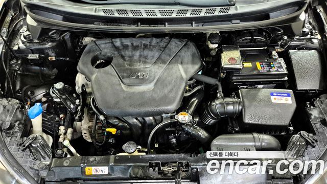 Hyundai AVANTE 2013 — photo 20
