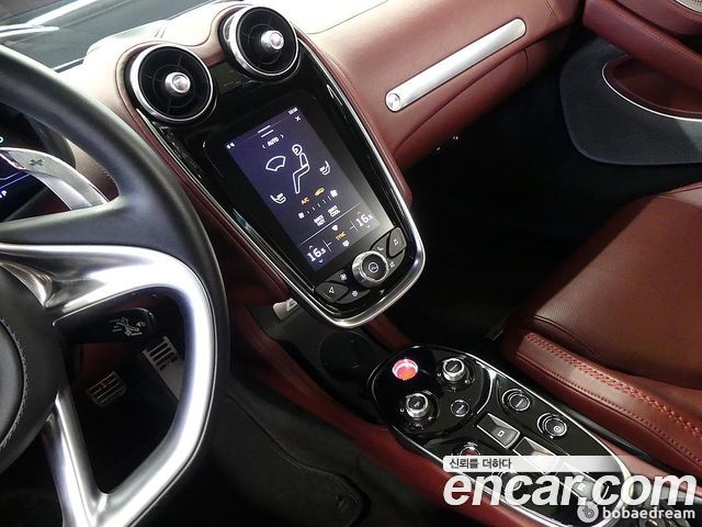 Mclaren GT 2022 — photo 13
