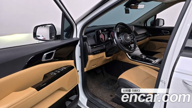 Kia Canival 2021 — photo 10