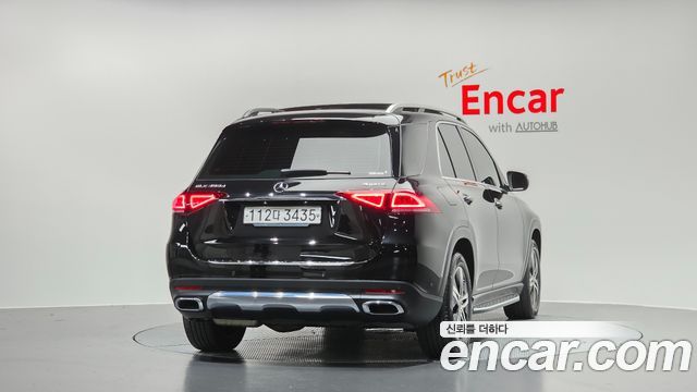 Mercedes-Benz GLE-Class 2020 — photo 4