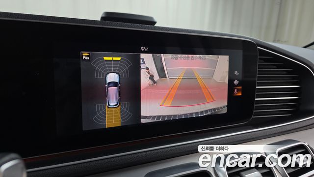 Mercedes-Benz GLE-Class 2020 — photo 21