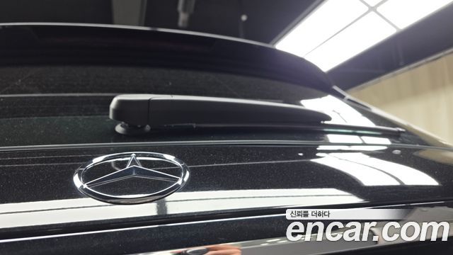 Mercedes-Benz GLE-Class 2020 — photo 16