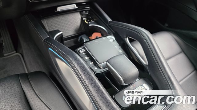 Mercedes-Benz GLE-Class 2020 — photo 30