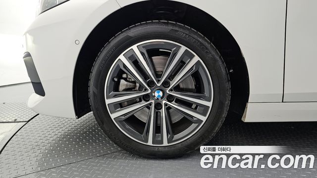 BMW 2-Series 2024 — photo 5