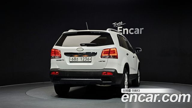 Kia Sorento 2012 — photo 4