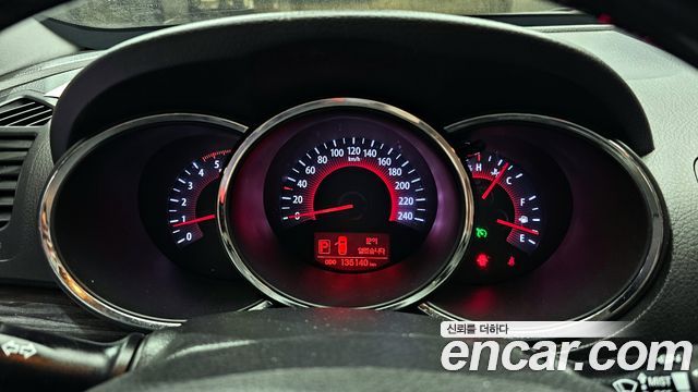 Kia Sorento 2012 — photo 11