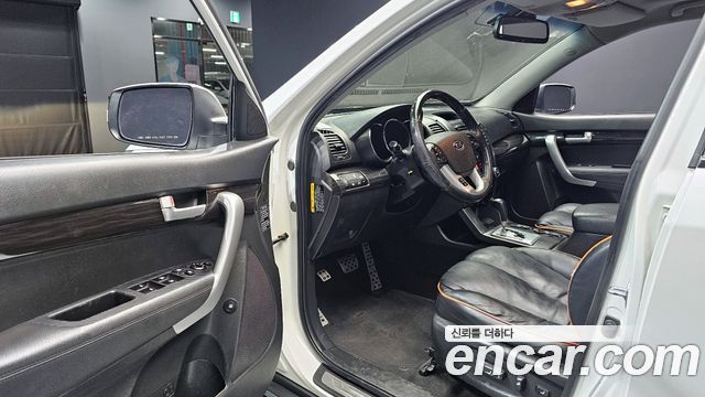 Kia Sorento 2012 — photo 13