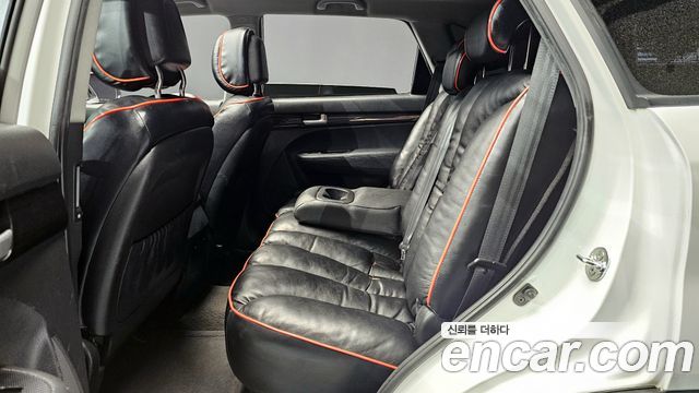 Kia Sorento 2012 — photo 18