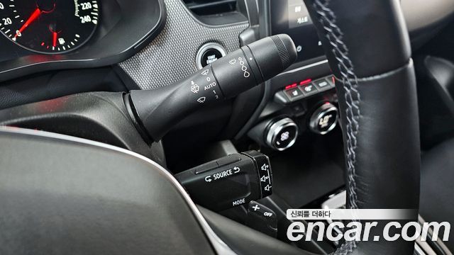 Renault Korea XM3 2023 — photo 25
