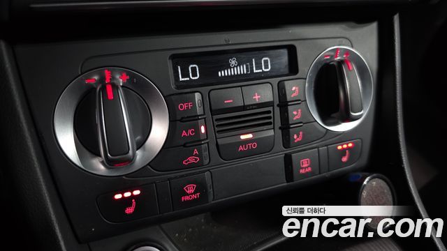 Audi Q3 2015 — photo 16