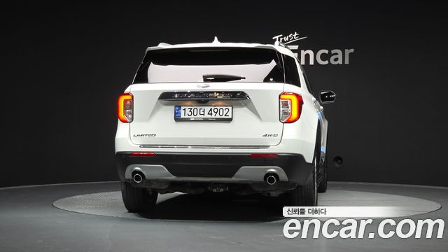 Ford Explorer 2021 — photo 2
