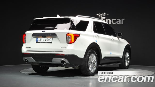 Ford Explorer 2021 — photo 4