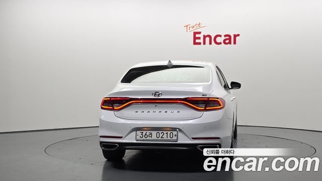 Hyundai Grandeur 2017 — photo 4