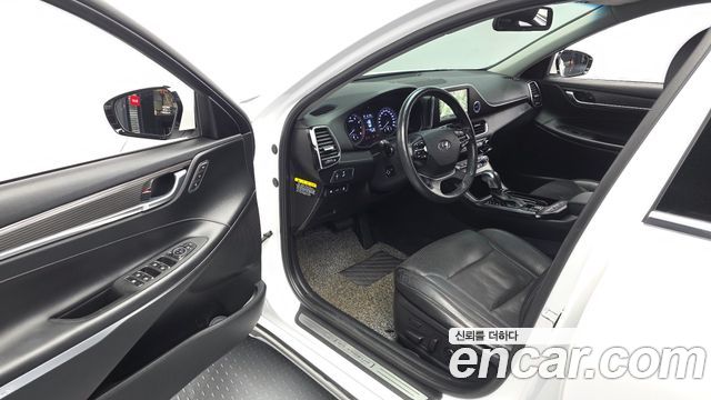 Hyundai Grandeur 2017 — photo 13