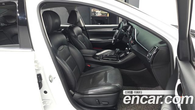 Hyundai Grandeur 2017 — photo 17