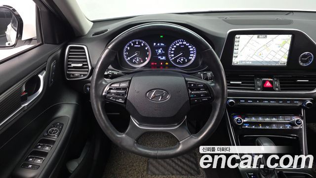 Hyundai Grandeur 2017 — photo 19