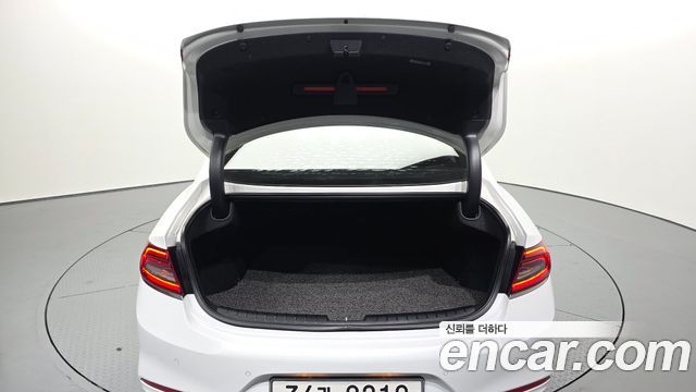Hyundai Grandeur 2017 — photo 26