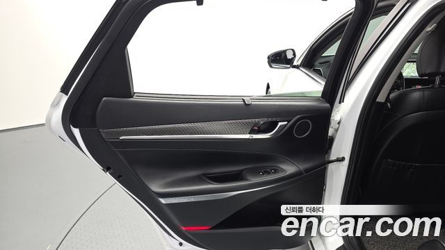 Hyundai Grandeur 2017 — photo 15