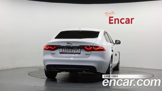 Jaguar XF 2019 — photo 4
