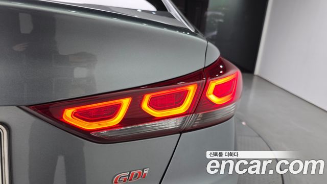Hyundai AVANTE 2017 — photo 9