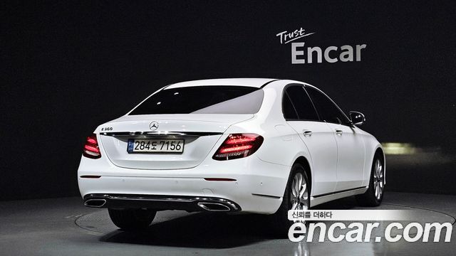 Mercedes-Benz E-Class 2018 — photo 2