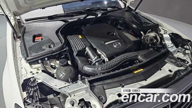 Mercedes-Benz E-Class 2018 — photo 6