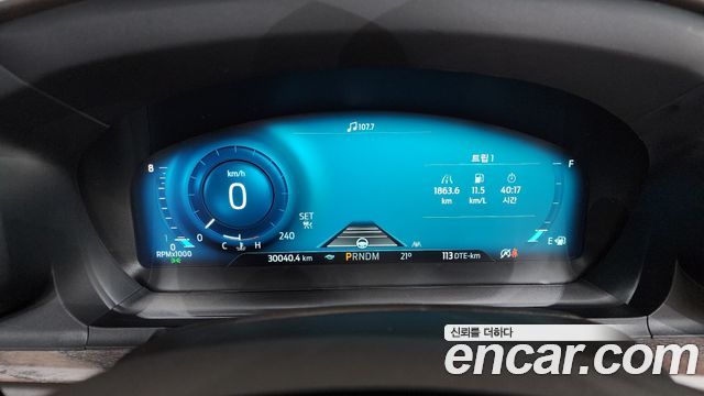 Ford Explorer 2021 — photo 8