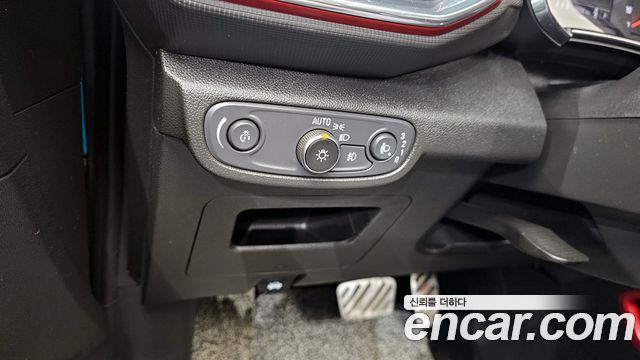 Chevrolet Korea Trailblazer 2021 — photo 23
