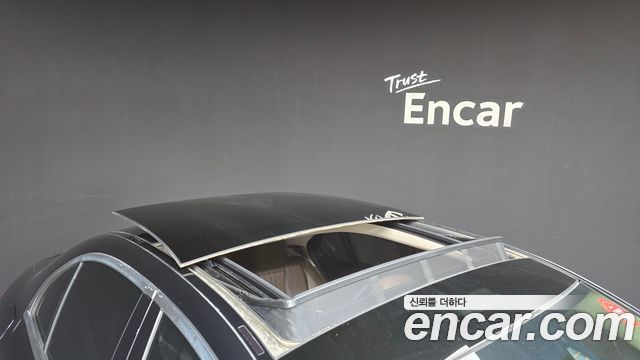 Mercedes-Benz E-Class 2020 — photo 26
