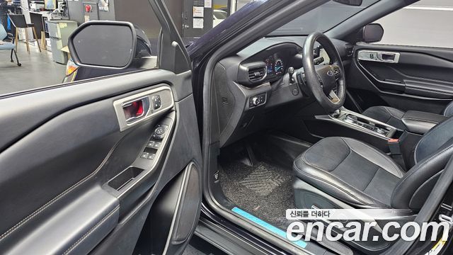 Ford Explorer 2020 — photo 13
