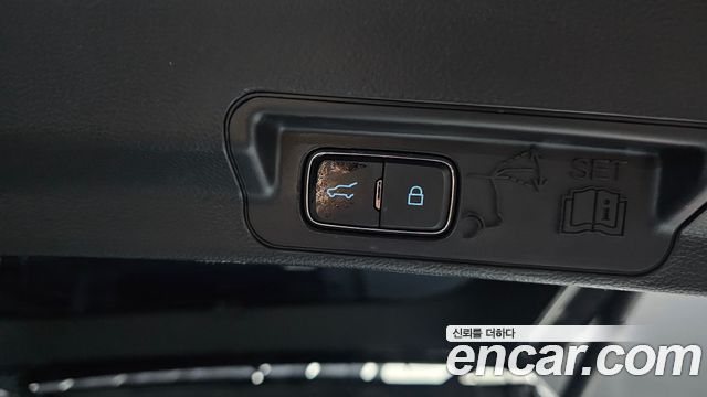 Ford Explorer 2020 — photo 26