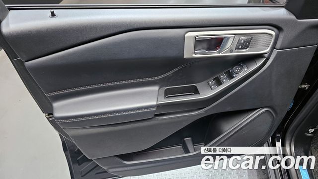 Ford Explorer 2020 — photo 14