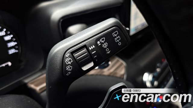 Ford Explorer 2020 — photo 28