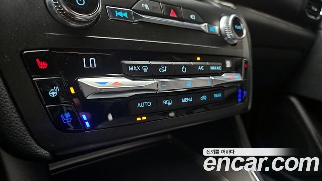 Ford Explorer 2020 — photo 31