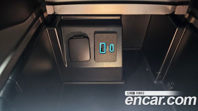 Ford Explorer 2020 — photo 33