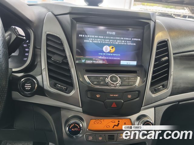 KG Mobility KORANDO 2015 — photo 14