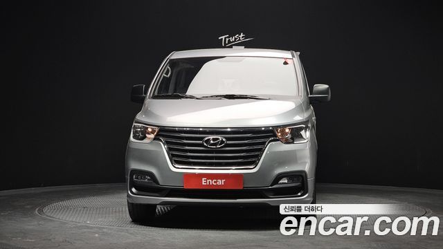 Hyundai Starex 2019 — photo 3