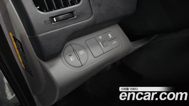 Hyundai Starex 2019 — photo 20