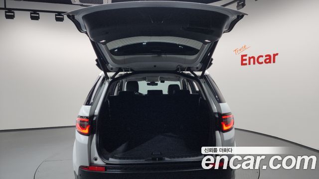 Land Rover Discovery Sport 2022 — photo 26