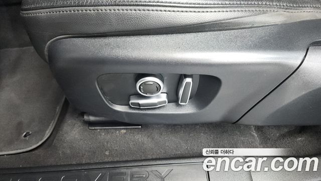 Land Rover Discovery Sport 2022 — photo 31