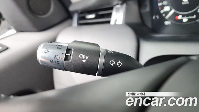 Land Rover Discovery Sport 2022 — photo 33