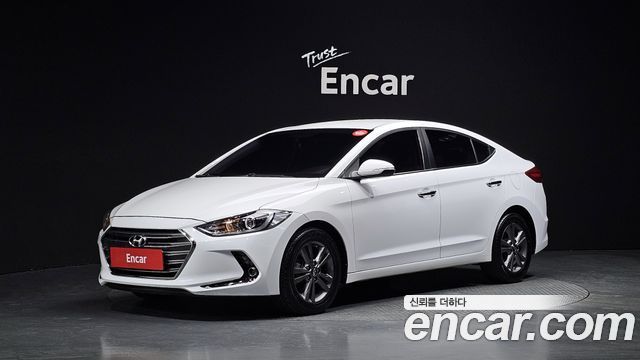 Hyundai AVANTE 2016 — photo 1