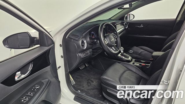 Kia K3 2024 — photo 10