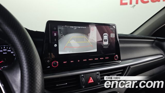 Kia K3 2024 — photo 17